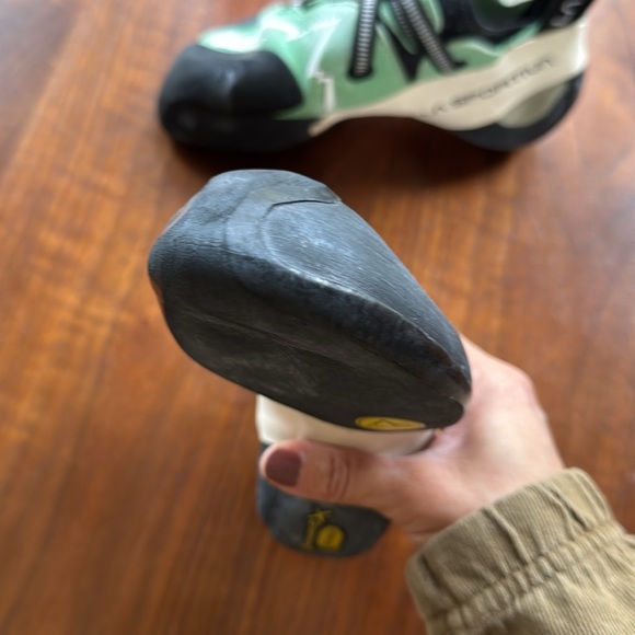 La Sportiva Futuras 36 1/2 - Picture 3 of 14
